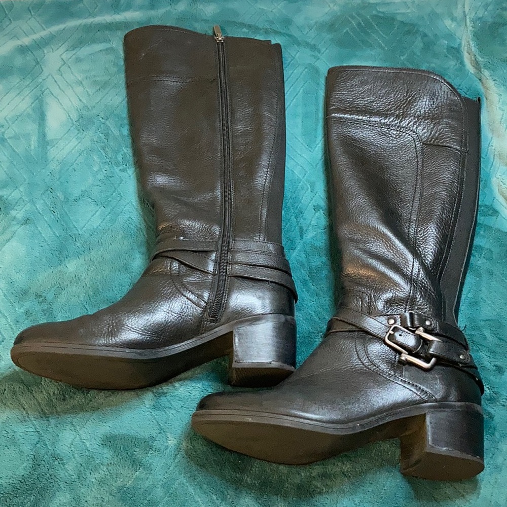 Black riding boots